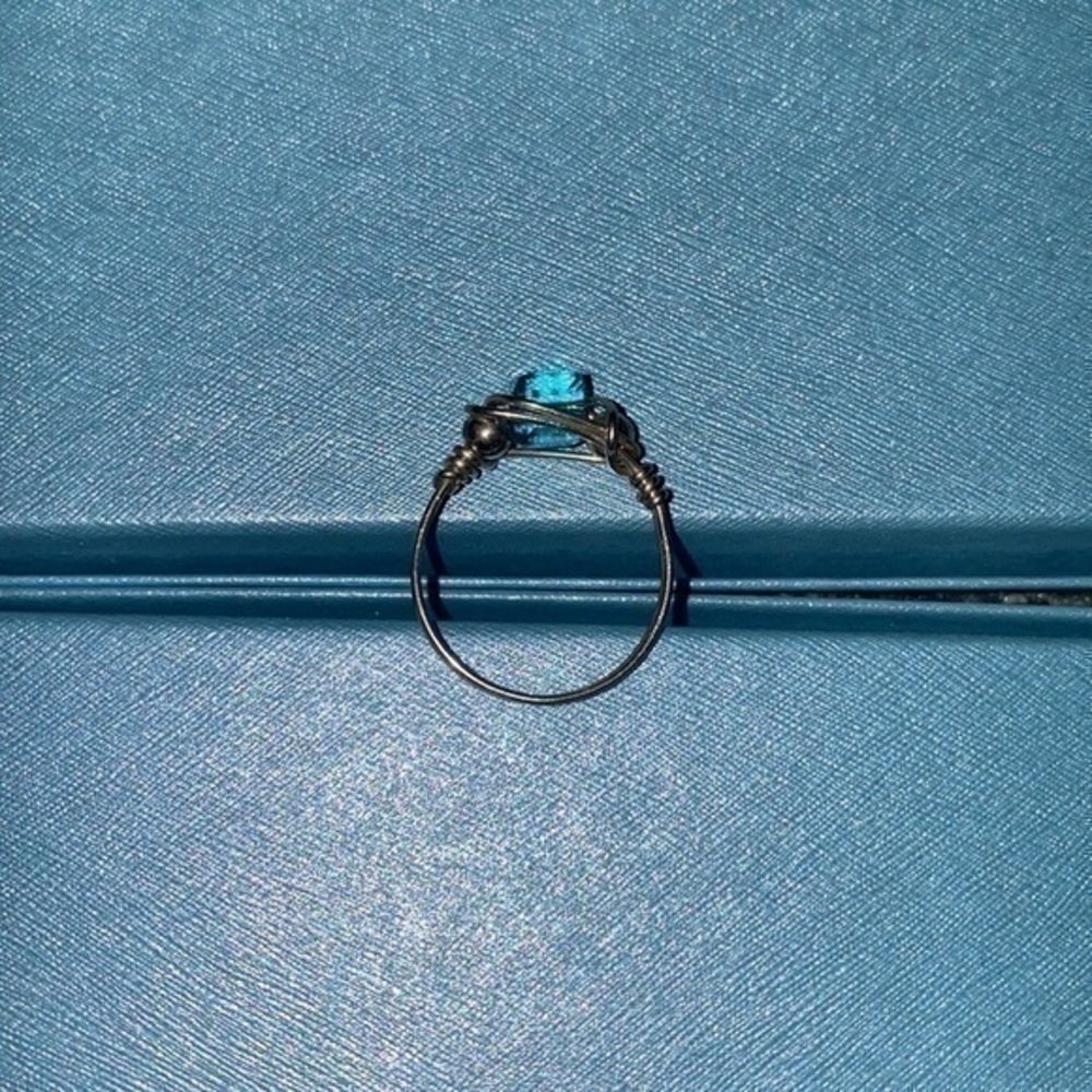 Ring - Picture 3 of 3